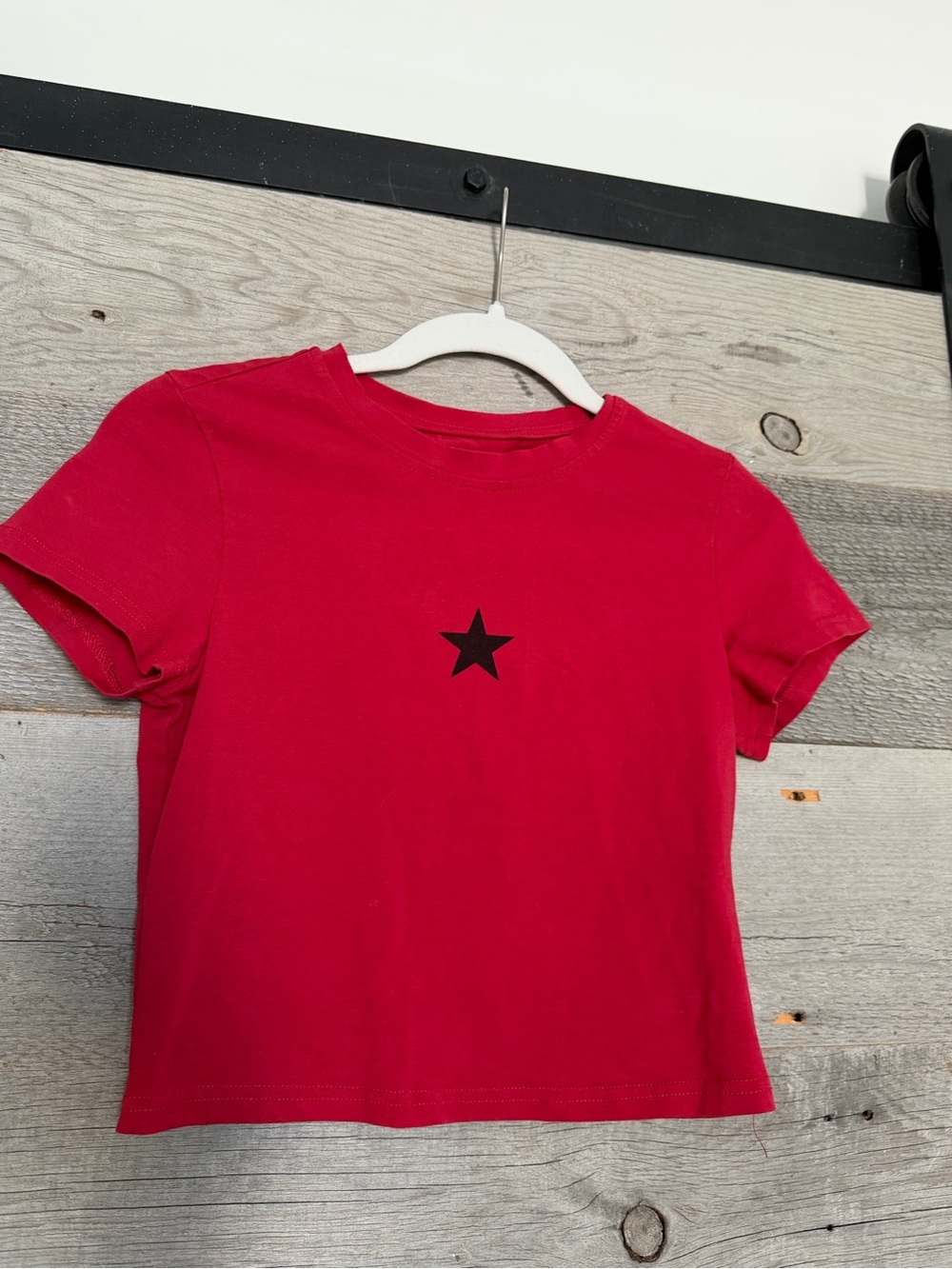 Amazon Red Short-Sleeve Tee with Black Star Graphic